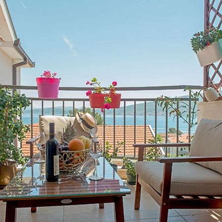 Cicciobello Lux Apartment Baosici With Stunning Sea View Bagian luar foto