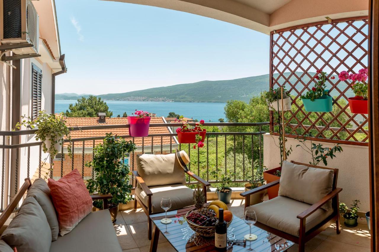 Cicciobello Lux Apartment Baosici With Stunning Sea View Bagian luar foto